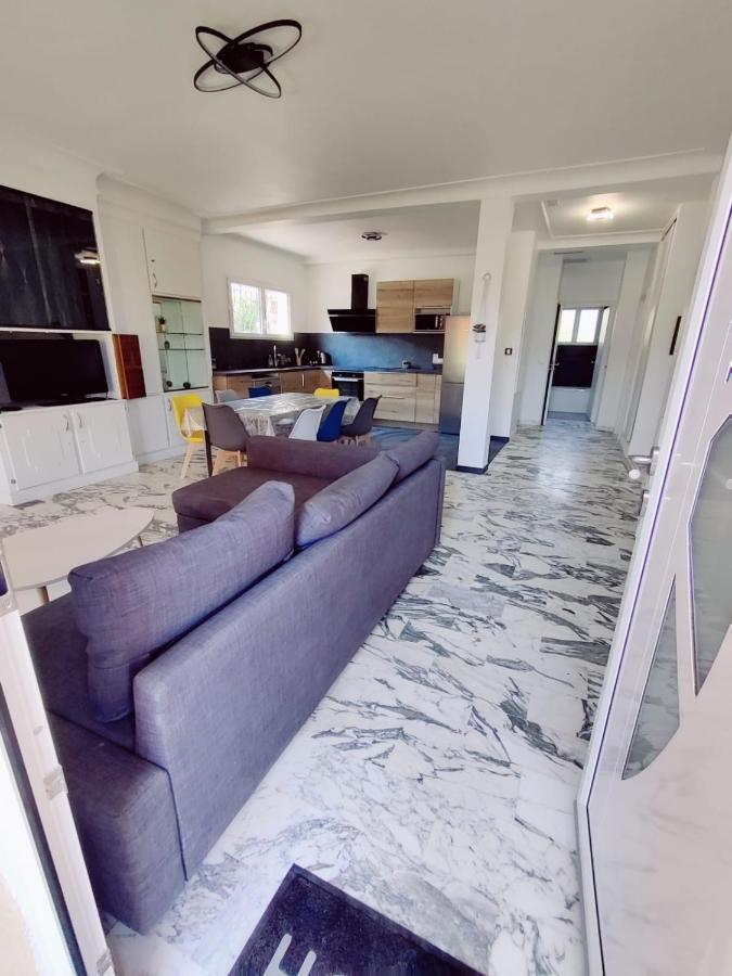 La Villa Castel - Haut De Villa - Parkings- 3 Chambres - 8 Couchages - Jardin - Barbecue Cagnes-sur-Mer Dış mekan fotoğraf