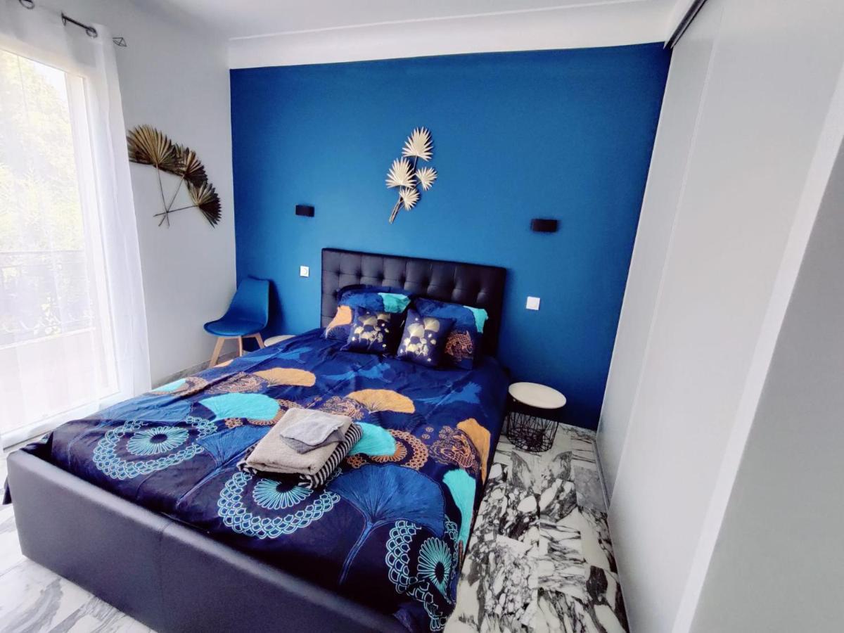 La Villa Castel - Haut De Villa - Parkings- 3 Chambres - 8 Couchages - Jardin - Barbecue Cagnes-sur-Mer Dış mekan fotoğraf