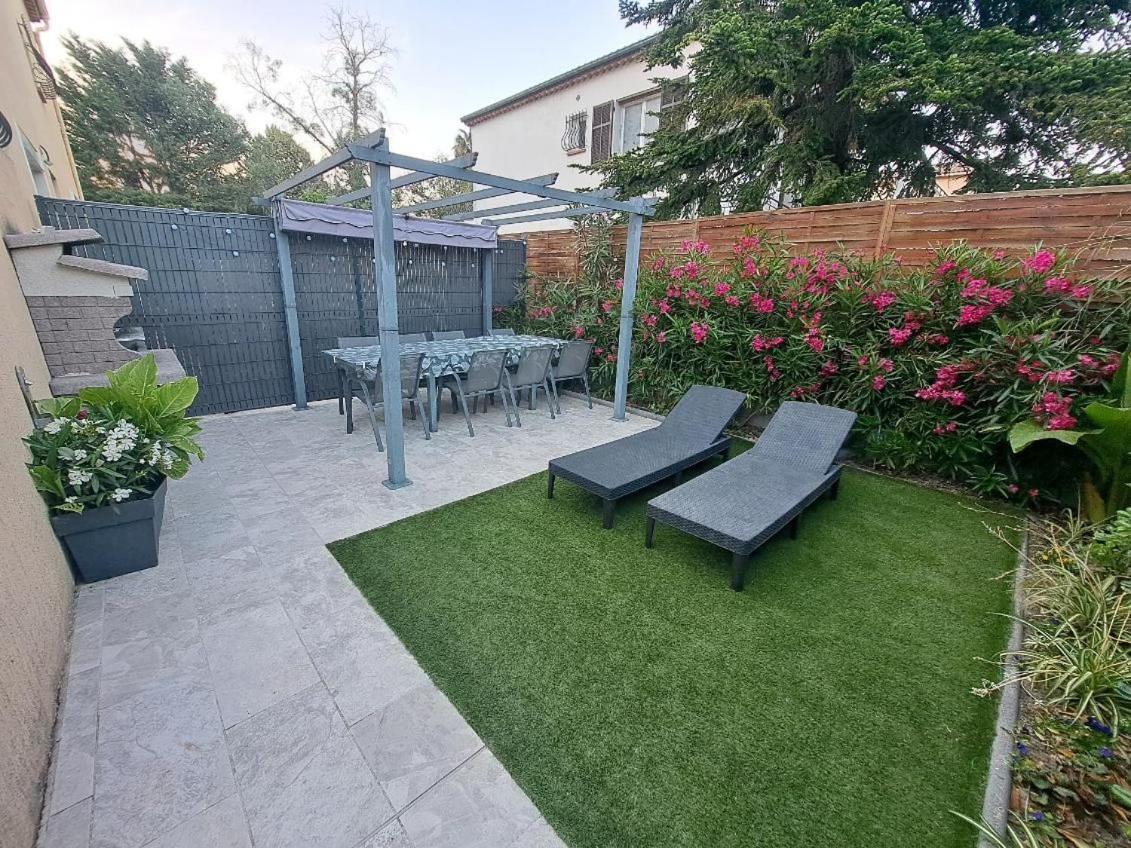 La Villa Castel - Haut De Villa - Parkings- 3 Chambres - 8 Couchages - Jardin - Barbecue Cagnes-sur-Mer Dış mekan fotoğraf
